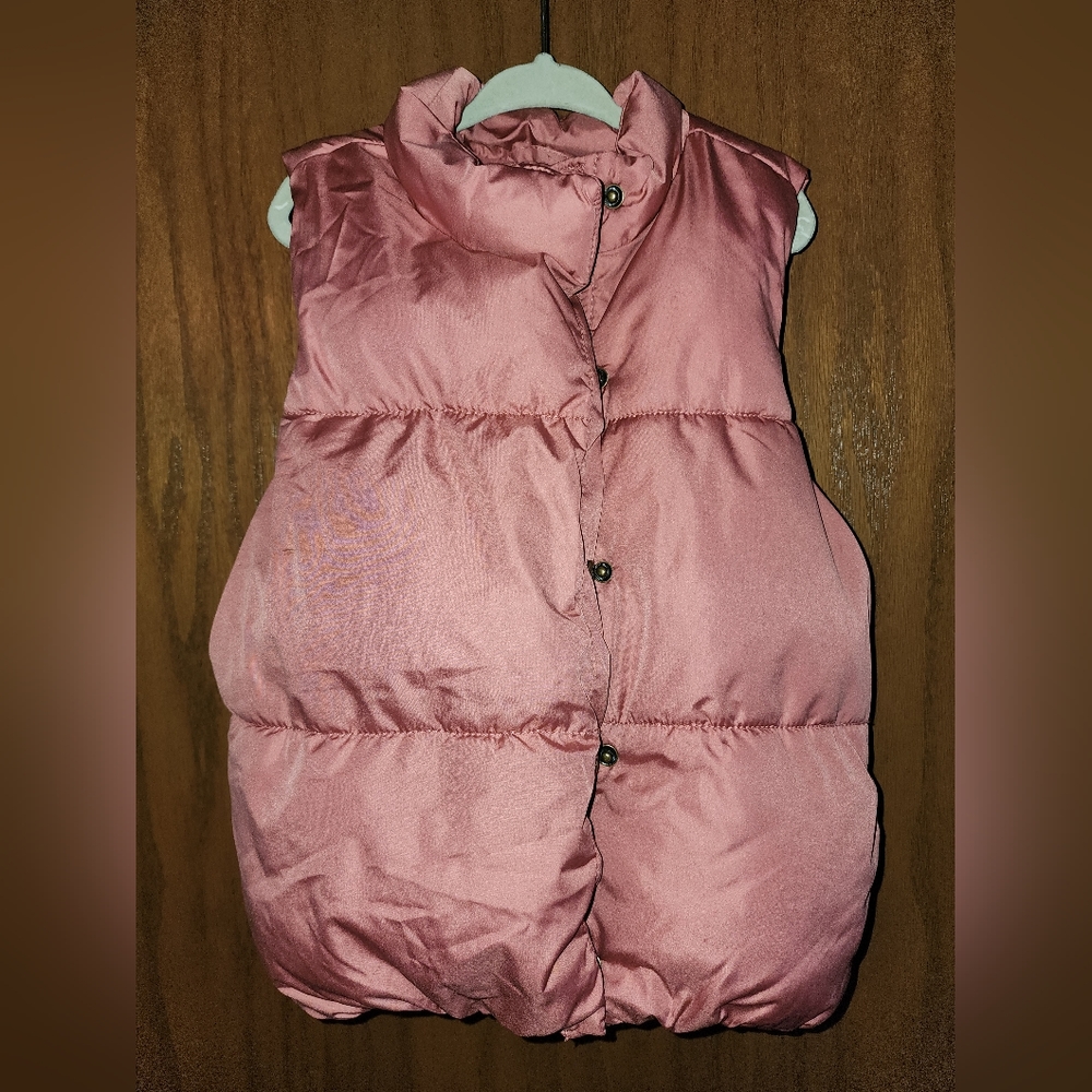Old Navy Puffer Vest